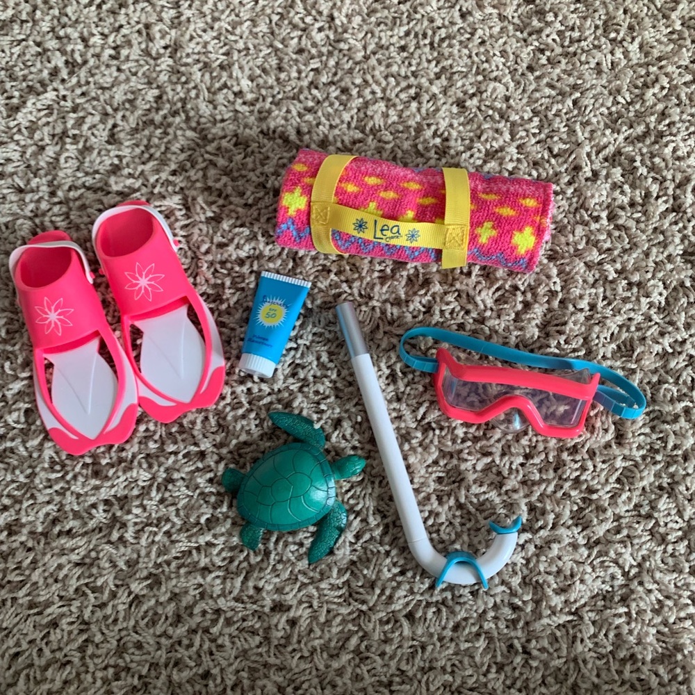 American girl limited edition Leah Clark snorkling set